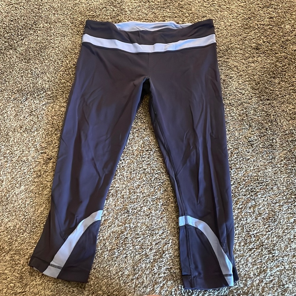 Blue lululemon run inspire leggings